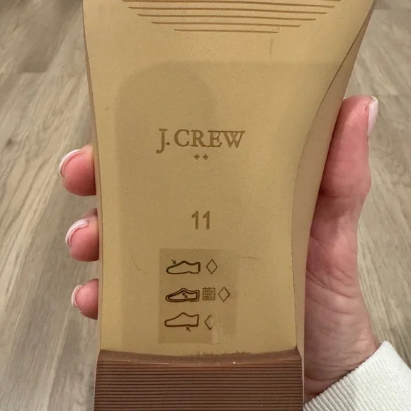 JCrew NEW Classic Two-Tone Ballet Flats in Beige and Black Bow | size 11 - Picture 5 of 11